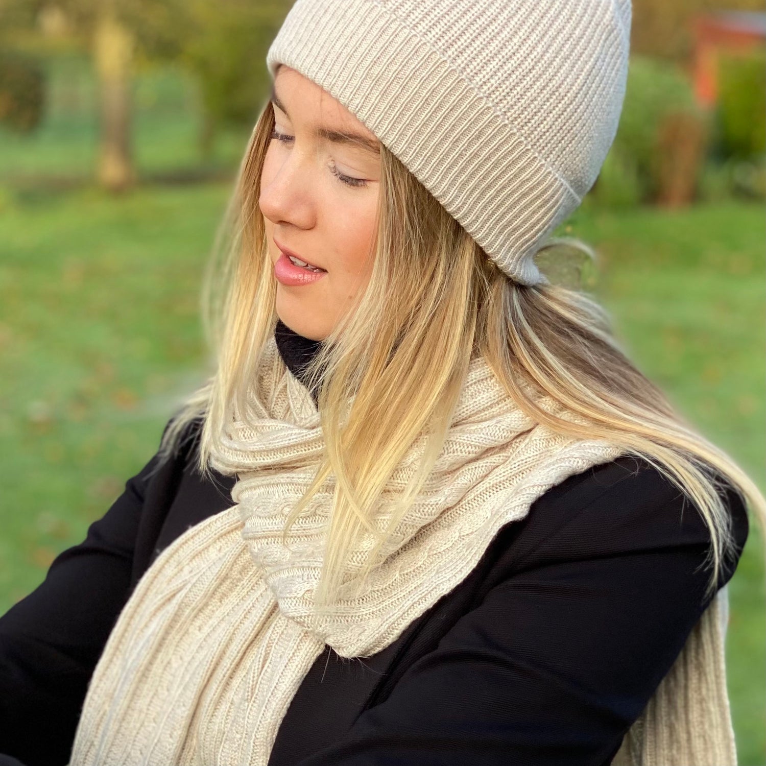 Cashmere Cable Knit Scarf