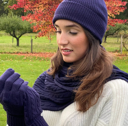 Cashmere Gloves, Scarf and Beanie Gift Set Signature Cashmere